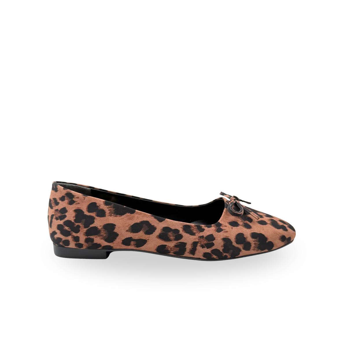 Serena Kadın Büyük Numara (40-41-42-43) Model Fiyonklu Leopar Desenli Babet Siyah