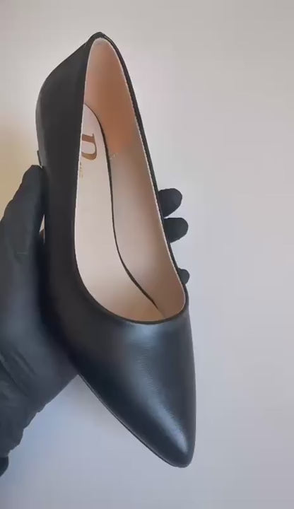 Diva Kadın Büyük Numara (41-42-43) Siyah Deri 3 cm Şampanya Mini Topuklu Stiletto